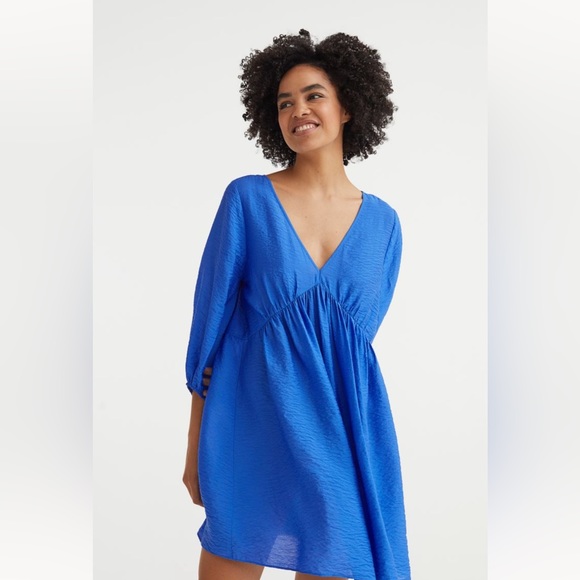 H&M V- Neck Dress- Blue, size Small - Picture 3 of 7